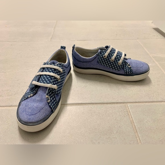 Sperry x Vineyard Vines Seaside Chambray Slip Ons - Picture 4 of 6